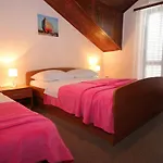 Affittacamere And With A Swimming Pool Cavtat, Dubrovnik - 4733